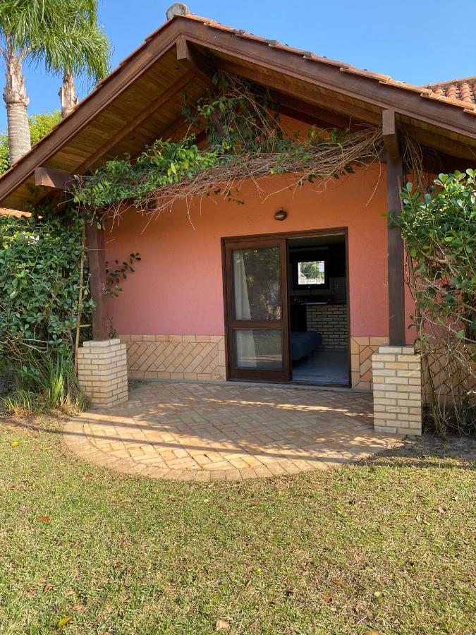 Pousada Rosa Studios Barra de Ibiraquera Esterno foto